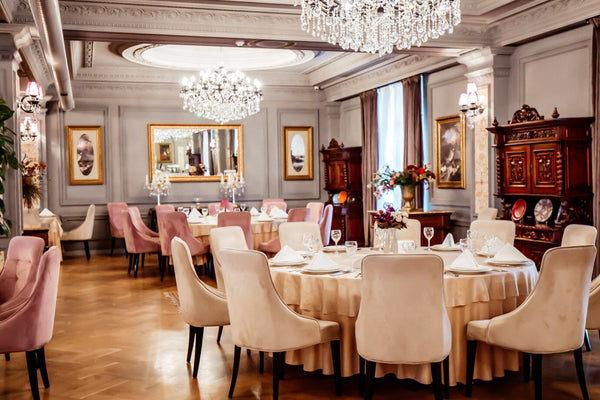 How to Set Up a Luxury Dining Experience at Home ✨